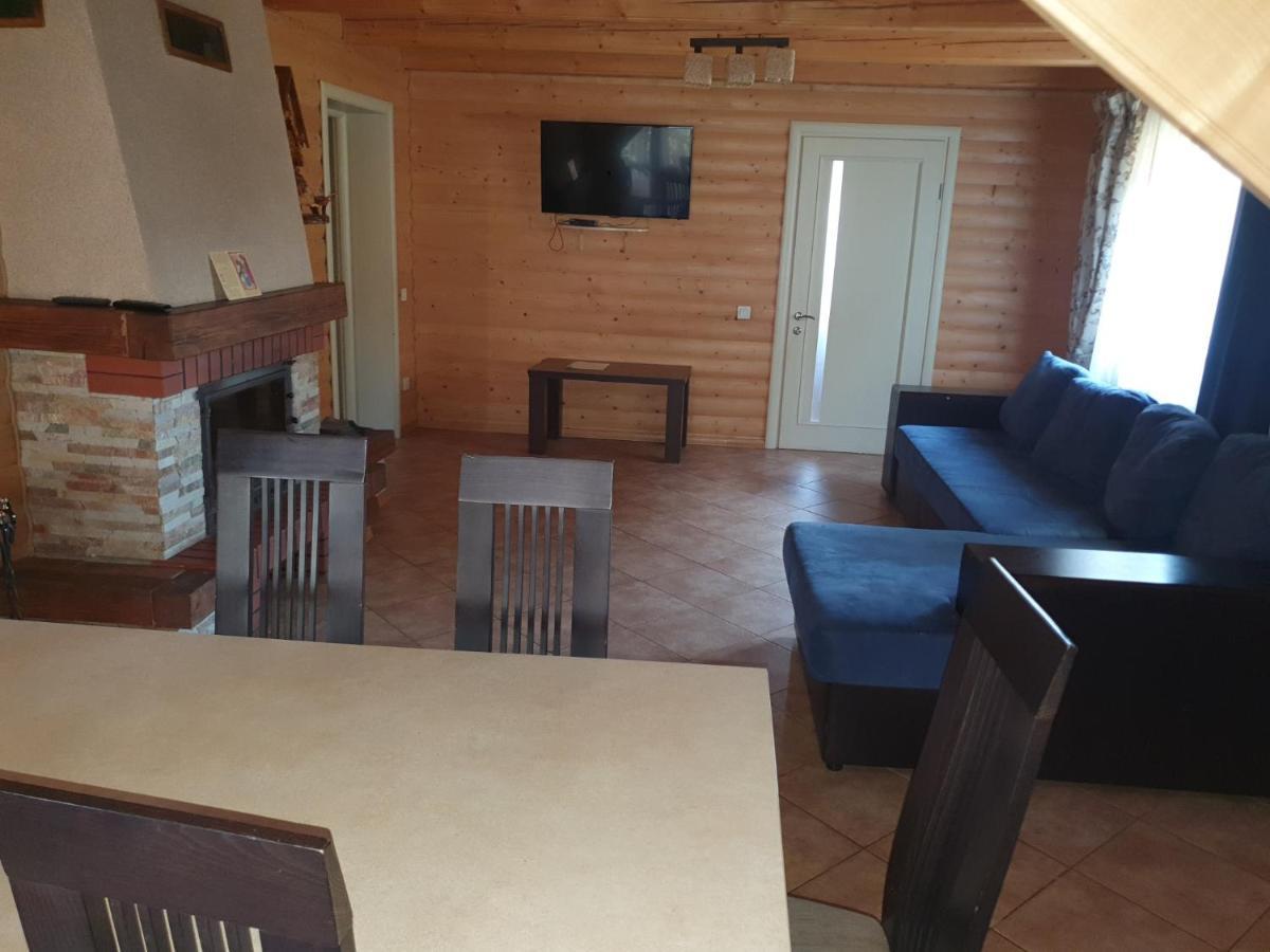 Chalet 888 Cottages Palyanytsya Exterior photo