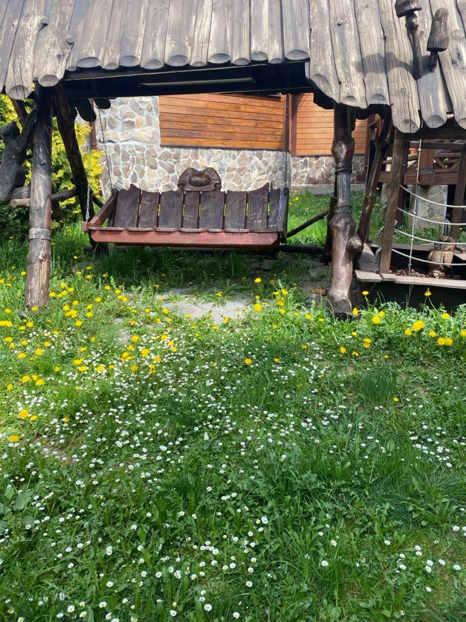 Chalet 888 Cottages Palyanytsya Exterior photo